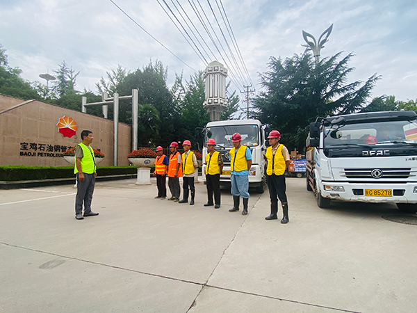 寶雞石油鋼管廠作業(yè)